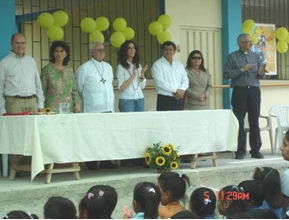 Alcune delle autorit&aacute; presenti all’inaugurazione 